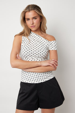 Dot to dot top