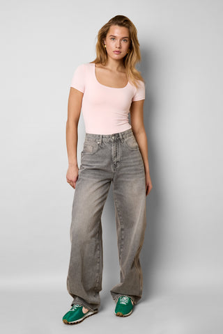 Essential t-shirt body