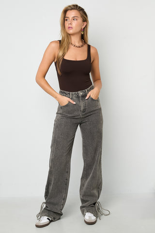 Basic sleeveless body