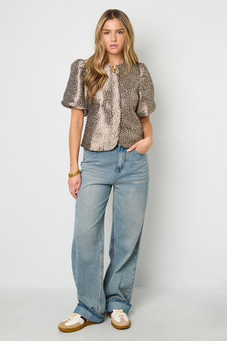 Puff sleeve leopard print top