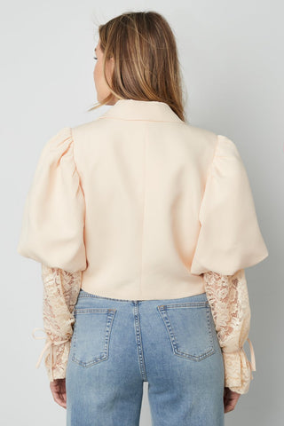 Blazer lace sleeves