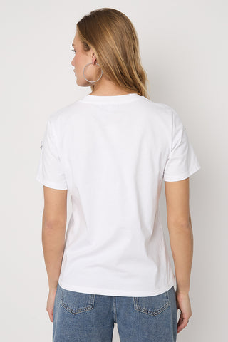 Too hot to handle t-shirt